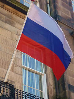 Wehende russische Flagge